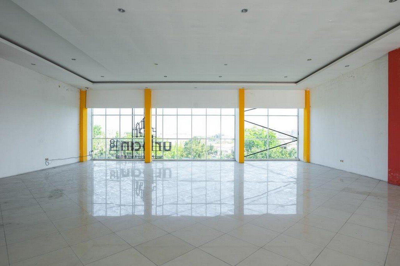 Hotel Vaccinated Staff - OYO Flagship 1575 Urban 18 Surabaya Exterior foto