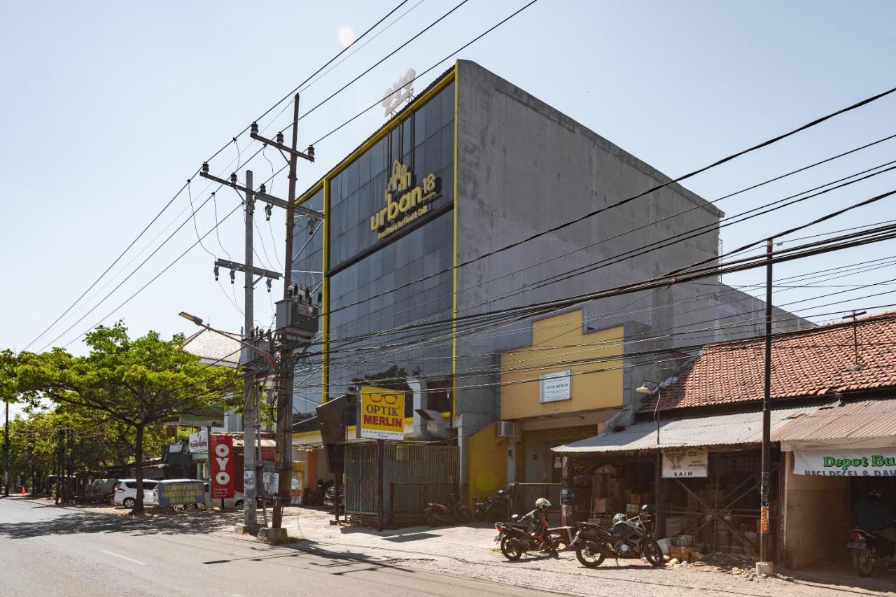 Hotel Vaccinated Staff - OYO Flagship 1575 Urban 18 Surabaya Exterior foto